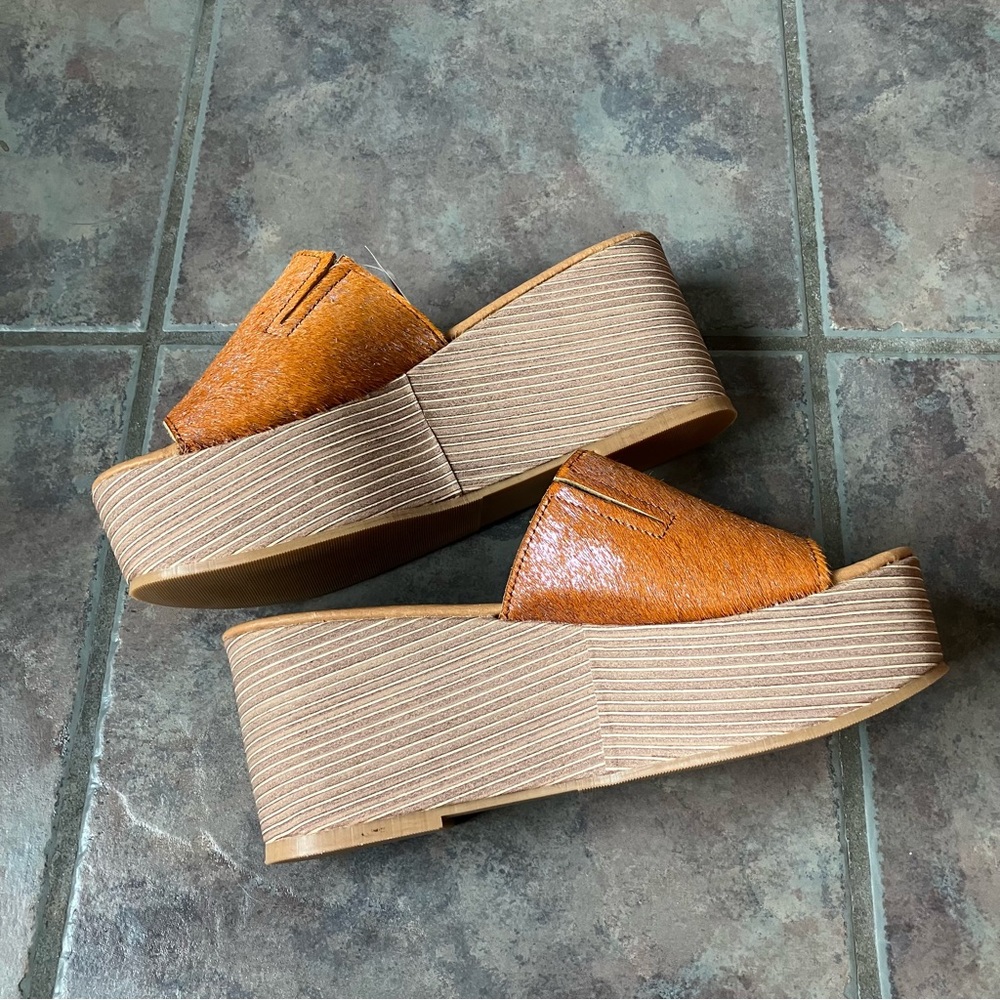 Cowhide Wedge Heels - Picture 2 of 2
